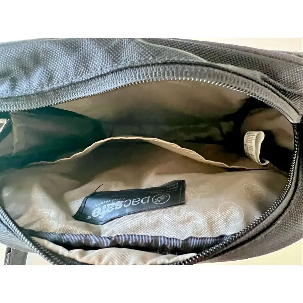 Pacsafe Metrosafe 200 Anti-Theft Compact Crossbody Bag PB001 Shoulder Bag Black